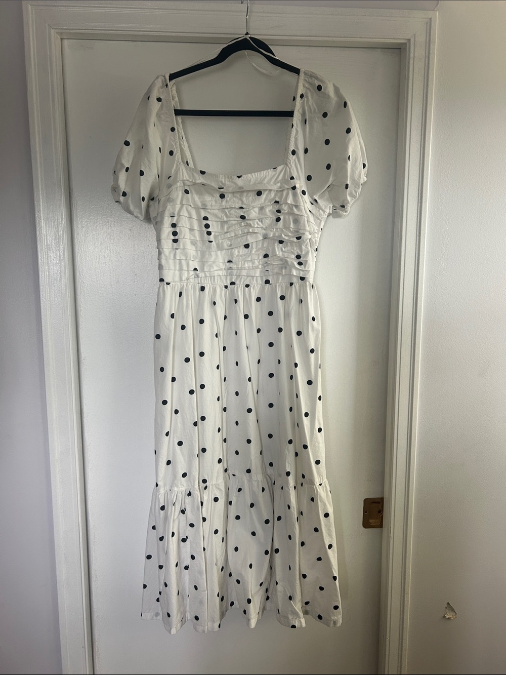 Jessica Simpson White Midi Dress with Black Polka Dots